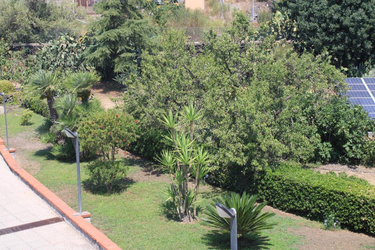 Villa Sicilia Apartment Катания Экстерьер фото